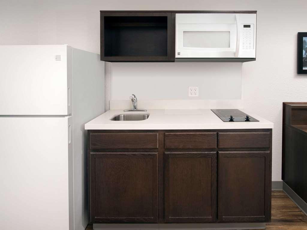 Extended Stay America Select Suites - Charlotte - Northlake Pokoj fotografie